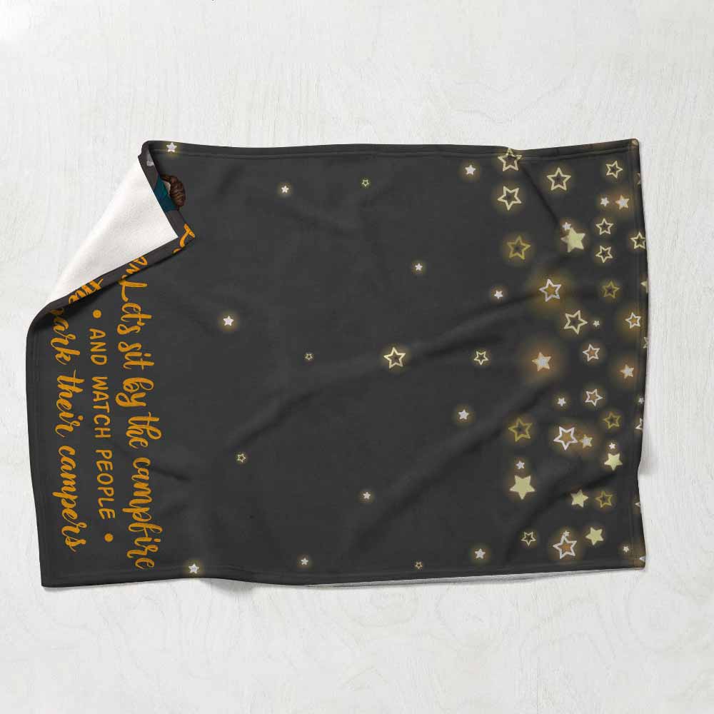 Couverture de camping personnalisée pour couples « Asseyons-nous près du feu de camp ».