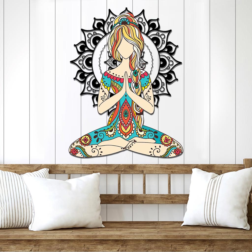 Panneau en métal découpé « Paix et Amour »