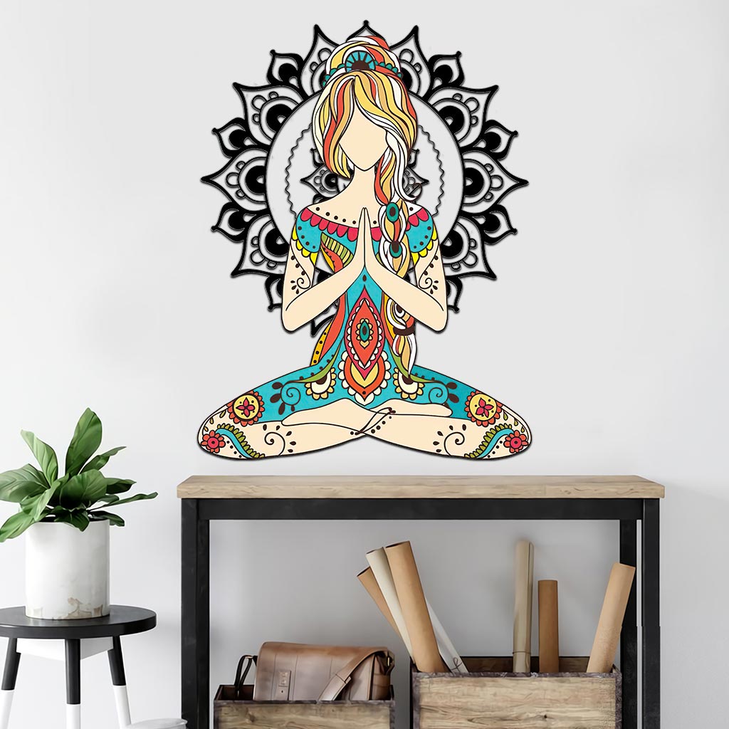 Panneau en métal découpé « Paix et Amour »