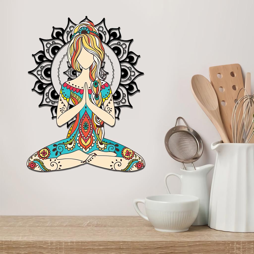 Panneau en métal découpé « Paix et Amour »