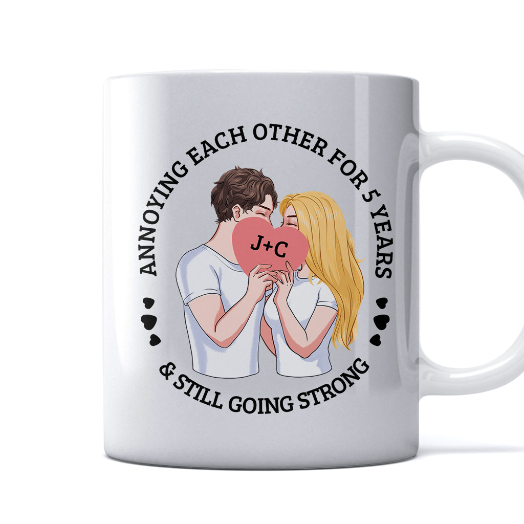 S'agacer mutuellement depuis des années et toujours aussi amoureux - Mug personnalisé pour couples