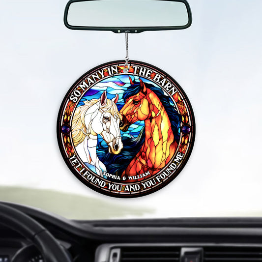 Tant de monde dans l'étable - Cadeau cheval pour mari, femme, petit ami, petite amie - Ornement de voiture personnalisé
