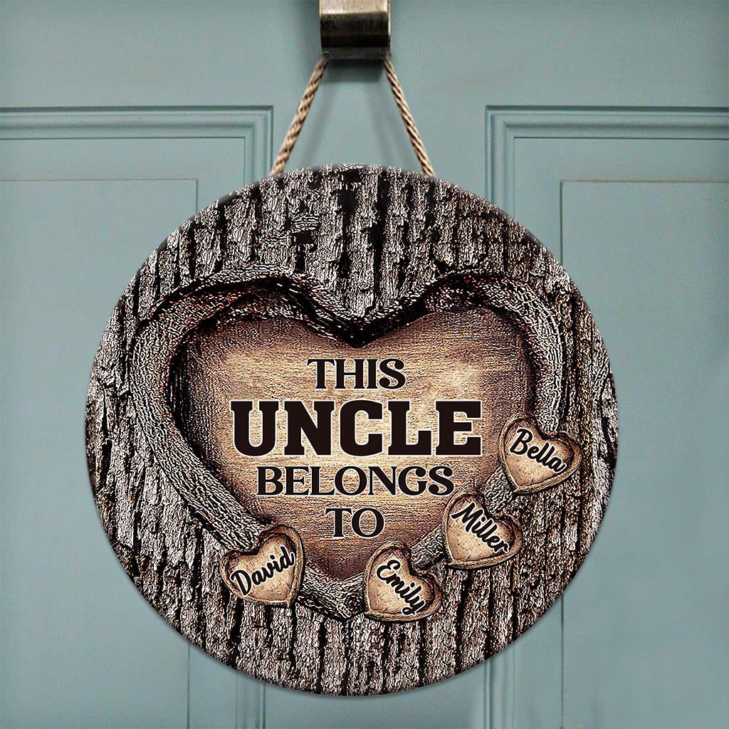 Dad's Heart - Gift for dad, grandma, grandpa, mom, uncle, aunt, brother, sister - Personalized Round Wood Sign