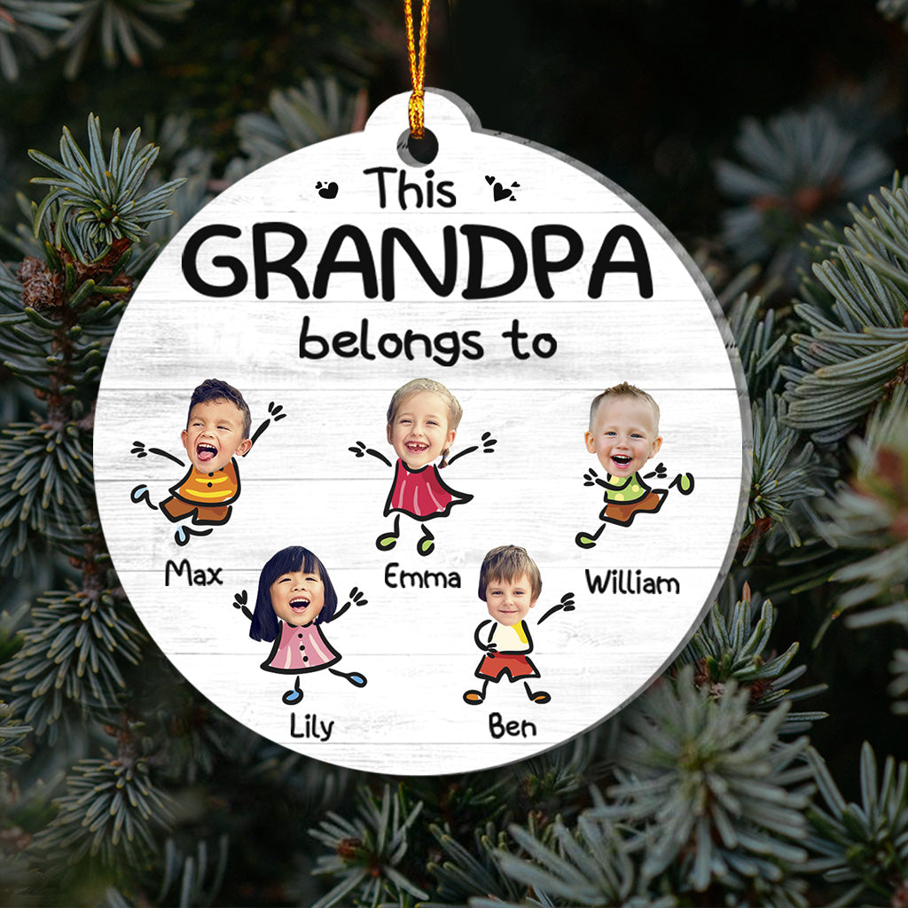 Ce grand-père appartient à - Ornement personnalisé pour grand-père