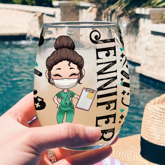 Verre à vin personnalisé « Larmes de mes patients » - Infirmière sur tout un verre à vin