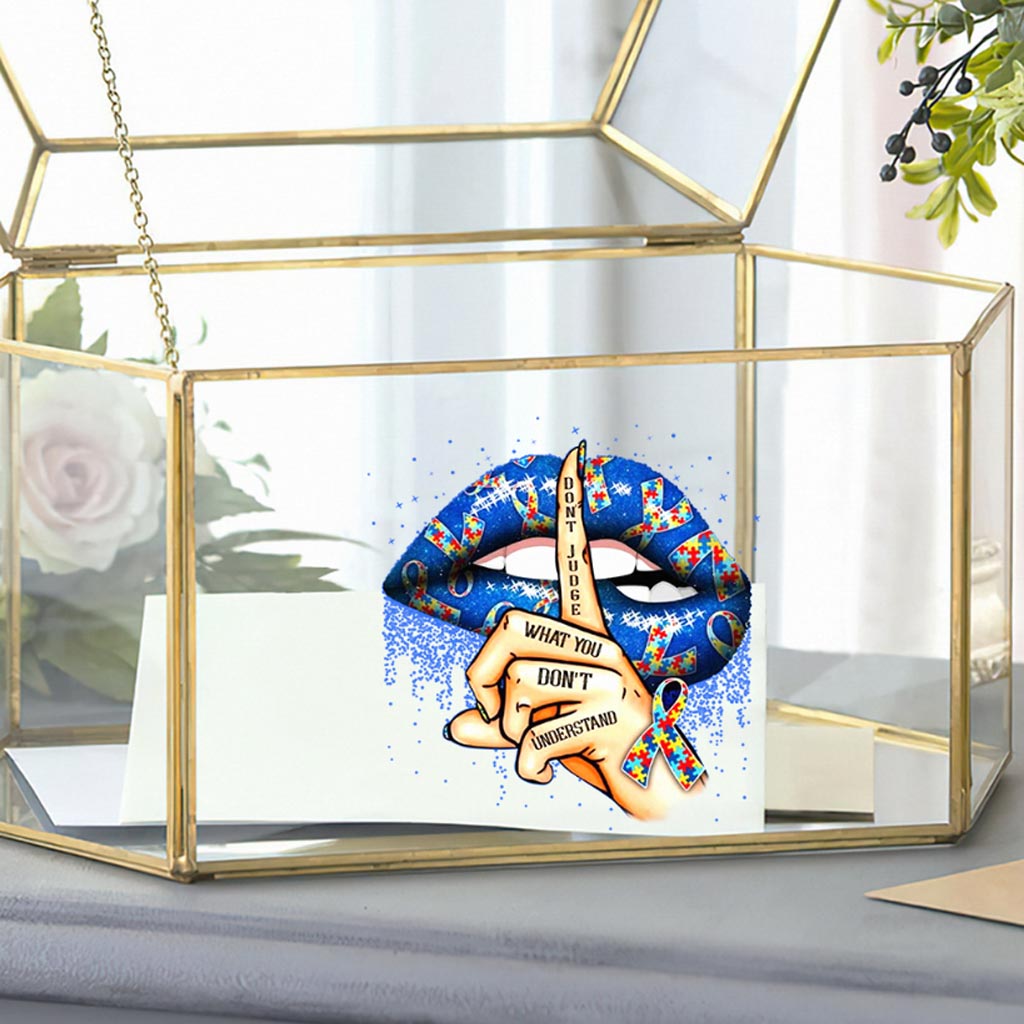 Ne jugez pas ce que vous ne comprenez pas - Autocollant de sensibilisation à l'autisme (intégral, 112021)