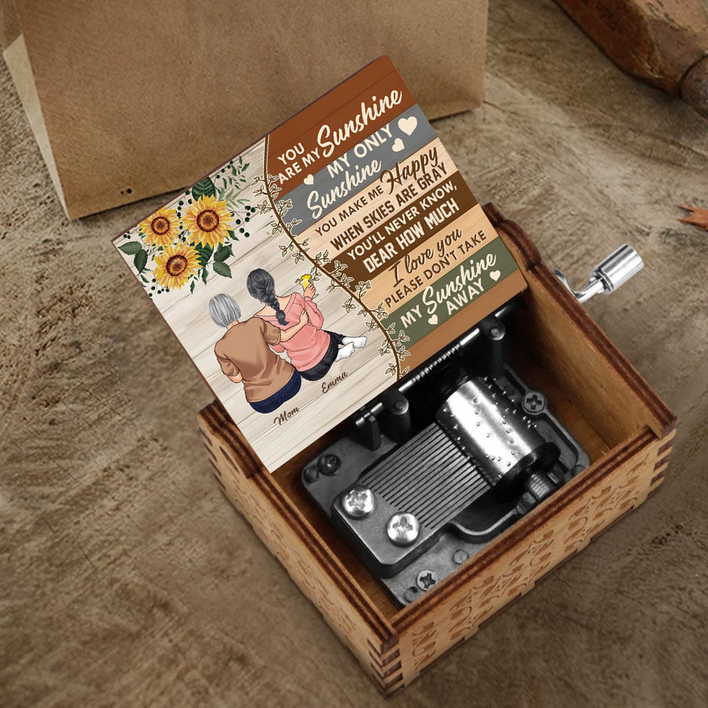 To My Daughter - Personalized Mother's Day Mother Hand Crank Music Box