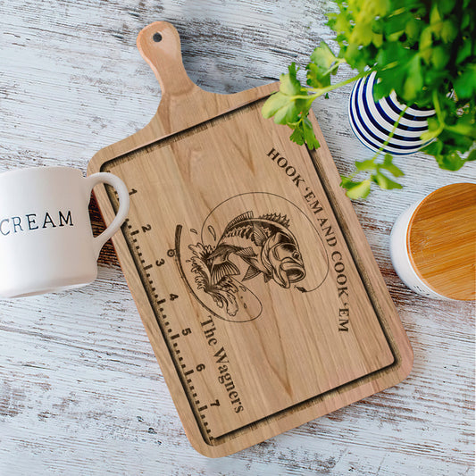 Pêchez-les et cuisinez-les ! - Cadeau de pêche pour papa, lui, mari - Planche à découper personnalisée
