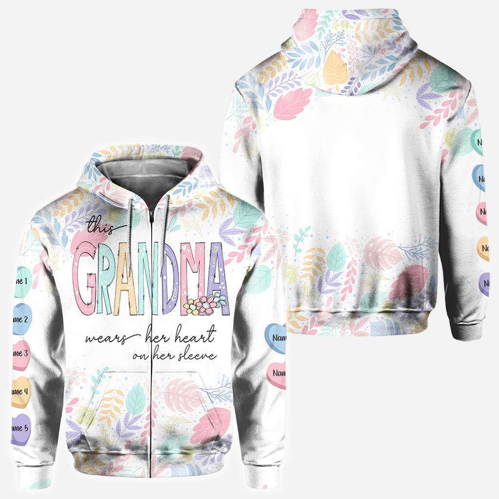 Cette grand-mère a le cœur sur la main - T-shirt et sweat à capuche personnalisés « Grand-mère »