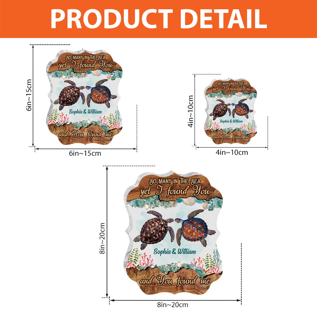 Tant de tortues dans la mer - Plaque acrylique personnalisée en forme de tortue