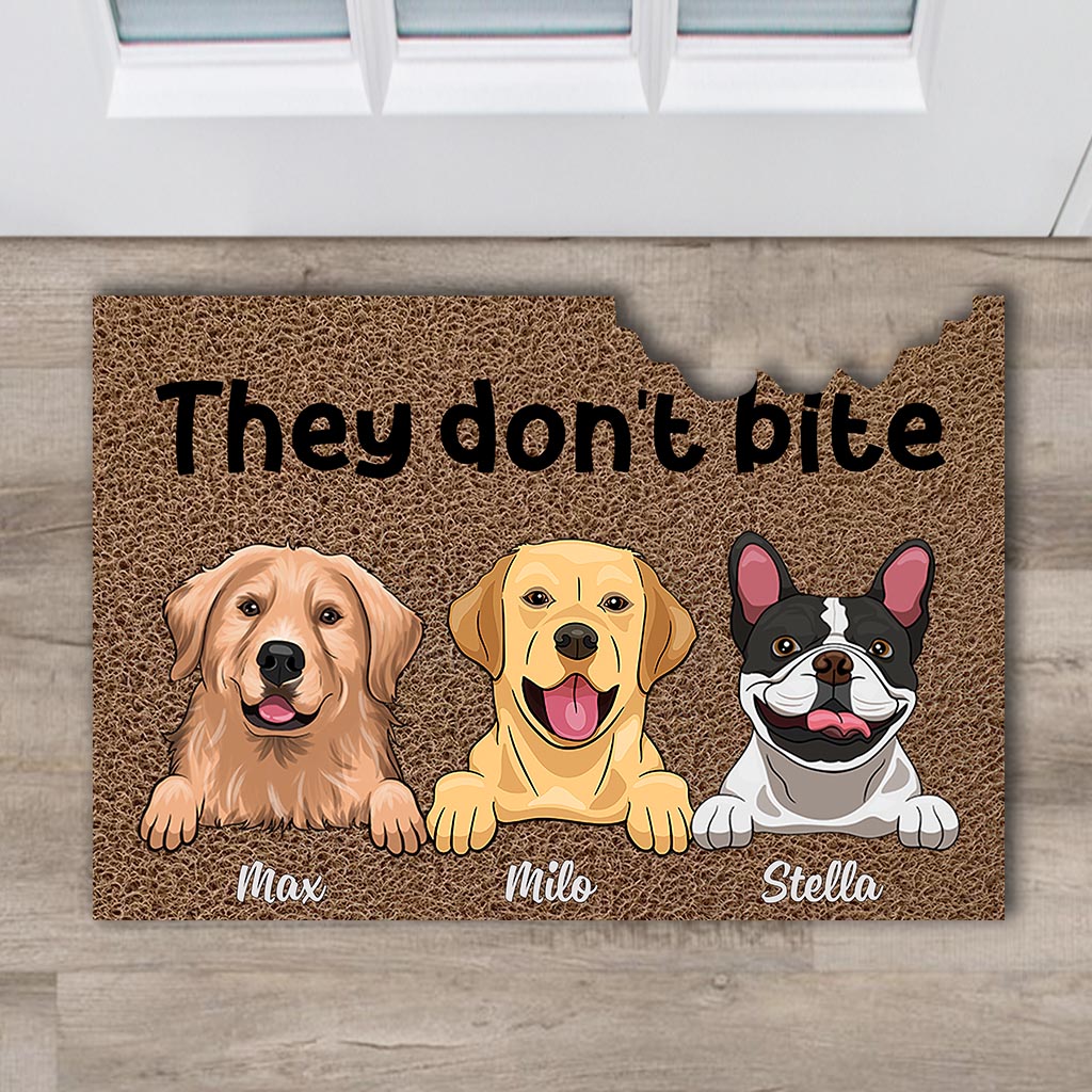 Attention aux chiens ! - Paillasson personnalisé en forme de chien