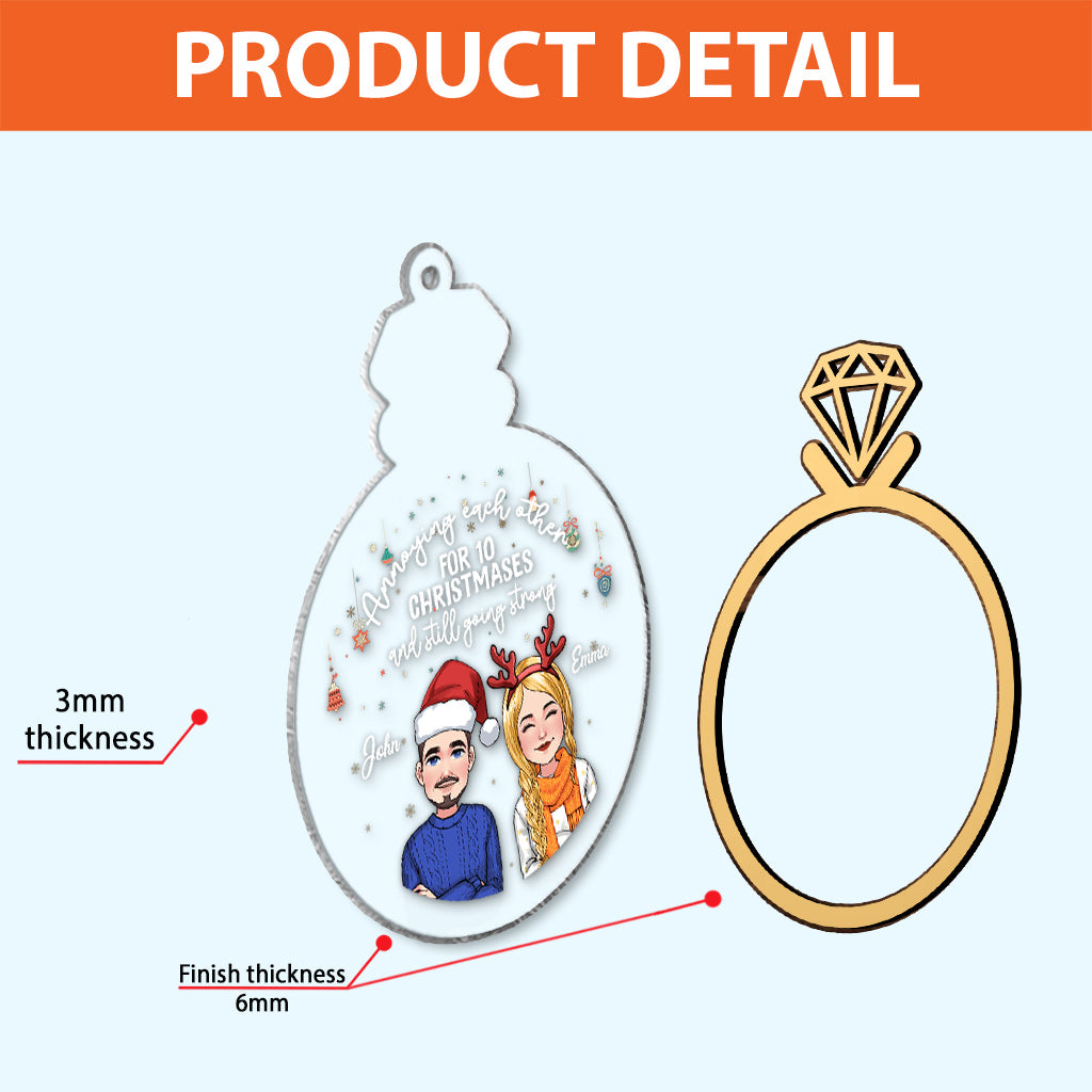 S'agacer mutuellement pendant 10 Noëls - Ornement personnalisé mari et femme à 2 couches