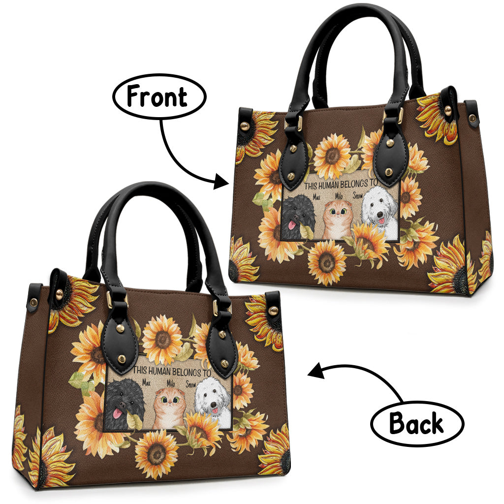 Ce humain appartient à - Sac à main en cuir personnalisé pour chien