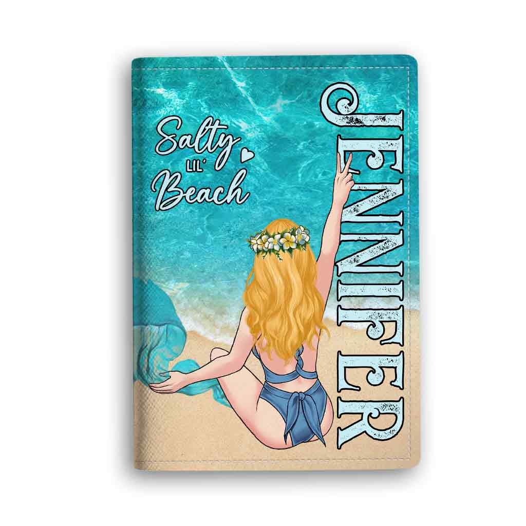 Salty Lil' Beach - Porte-passeport personnalisé pour amoureux de la mer