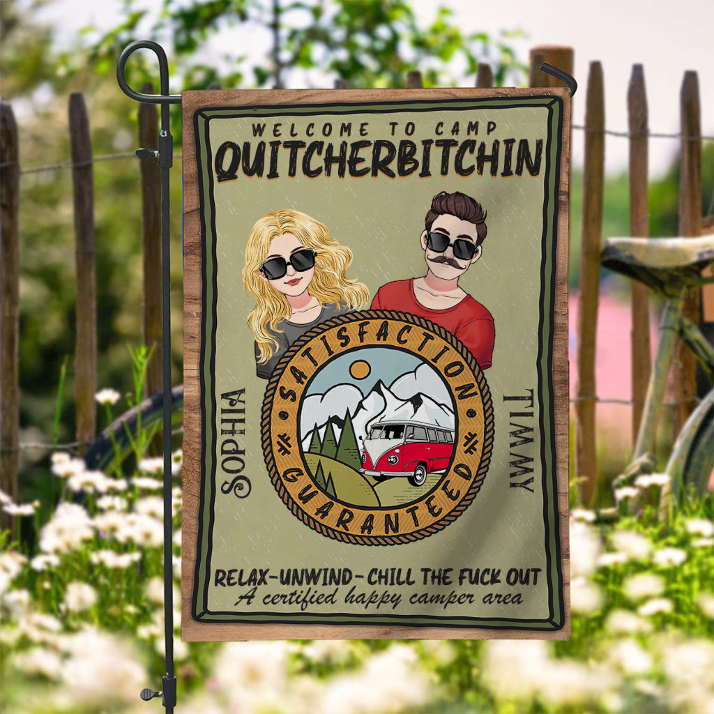 Bienvenue au Camp Quitcherbitchin - Drapeau de jardin de camping personnalisé