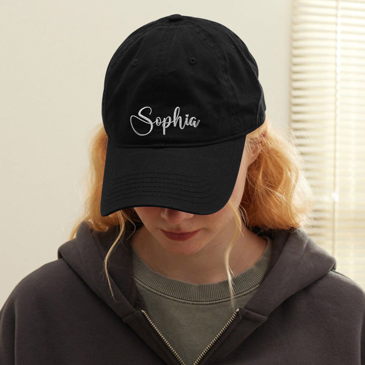 Casquette classique brodée personnalisée avec nom pour belle-mère