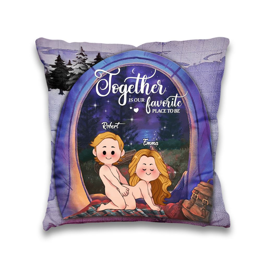 Être ensemble, c'est notre endroit préféré - Coussin décoratif de camping personnalisé
