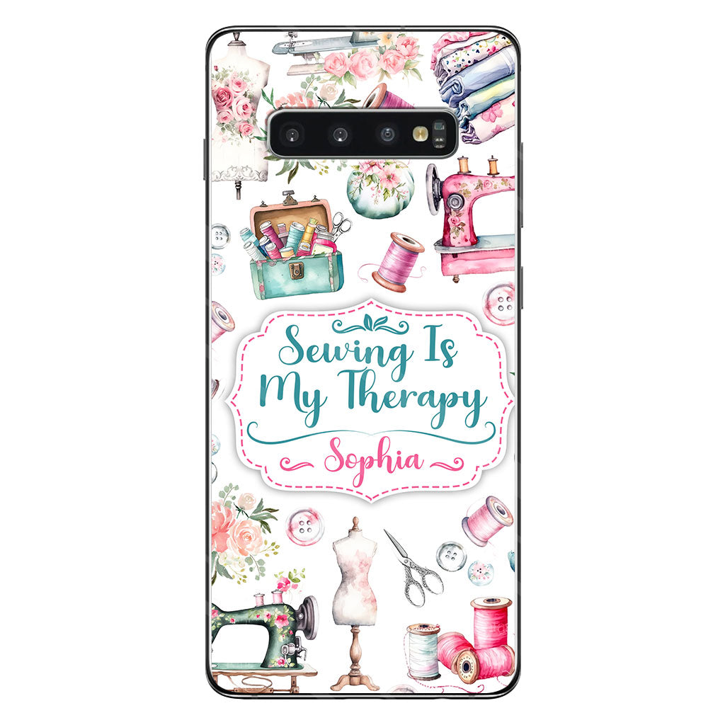 La couture, ma thérapie - Coque de téléphone personnalisée à la couture