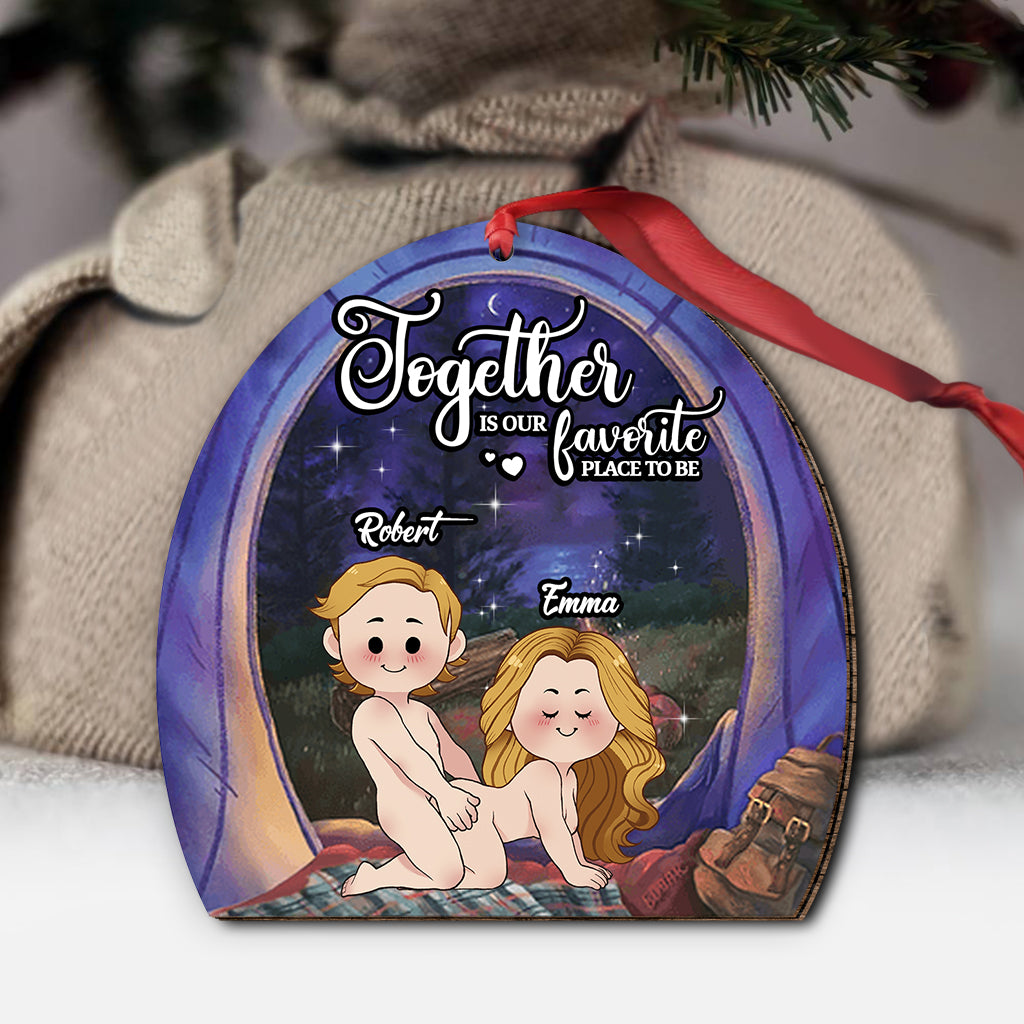 Être ensemble, c'est notre endroit préféré - Ornement de camping personnalisé