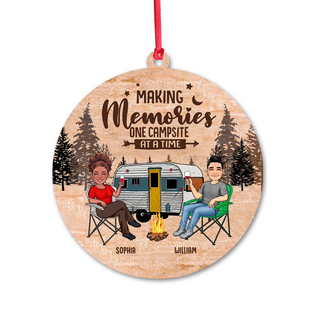 Happy Camper - Camping gift for husband, wife, boyfriend, boyfriend - Personalized Ornament