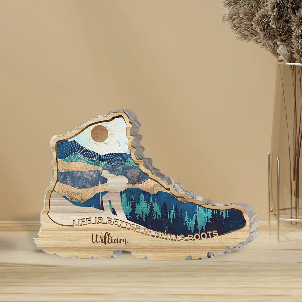 La vie est plus belle en chaussures de randonnée - Plaque acrylique personnalisée de randonnée sur mesure