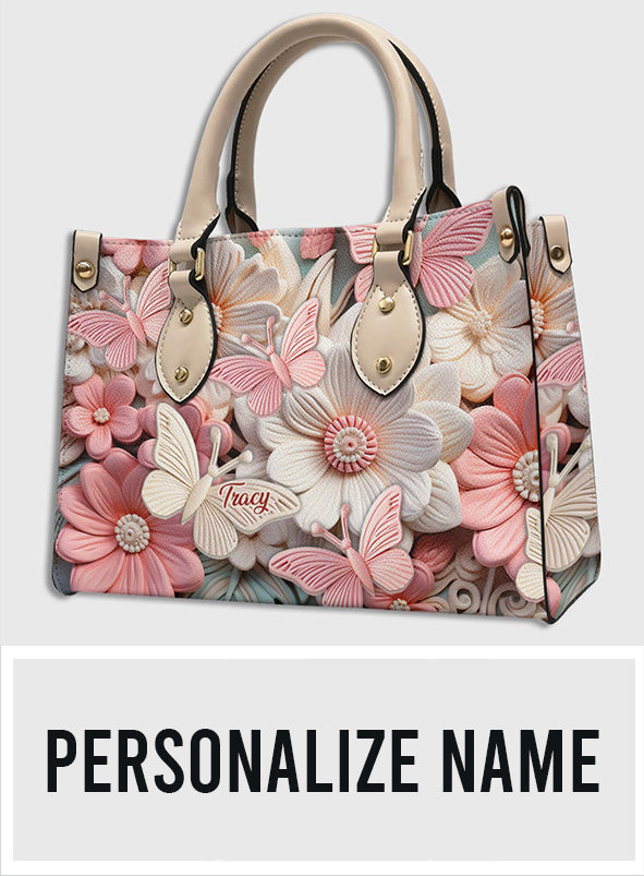 Papillons et fleurs - Sac à main en cuir personnalisé avec papillon