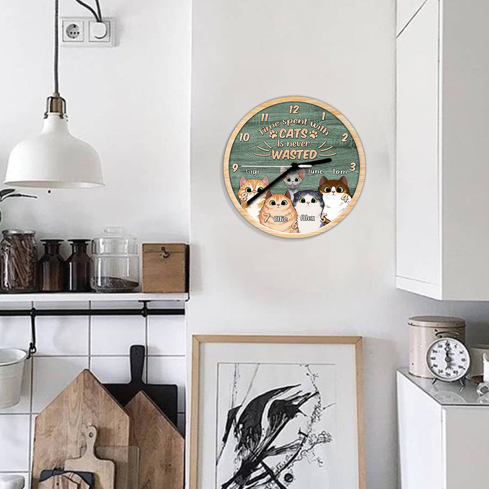 Le temps passé avec les chats n'est jamais perdu - Horloge murale personnalisée pour chats