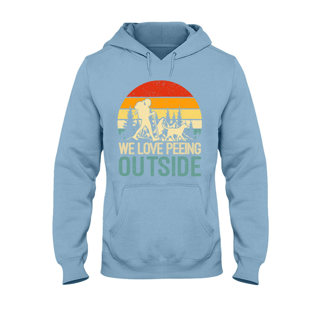 J'adore faire pipi dehors - T-shirt et sweat à capuche de randonnée personnalisés