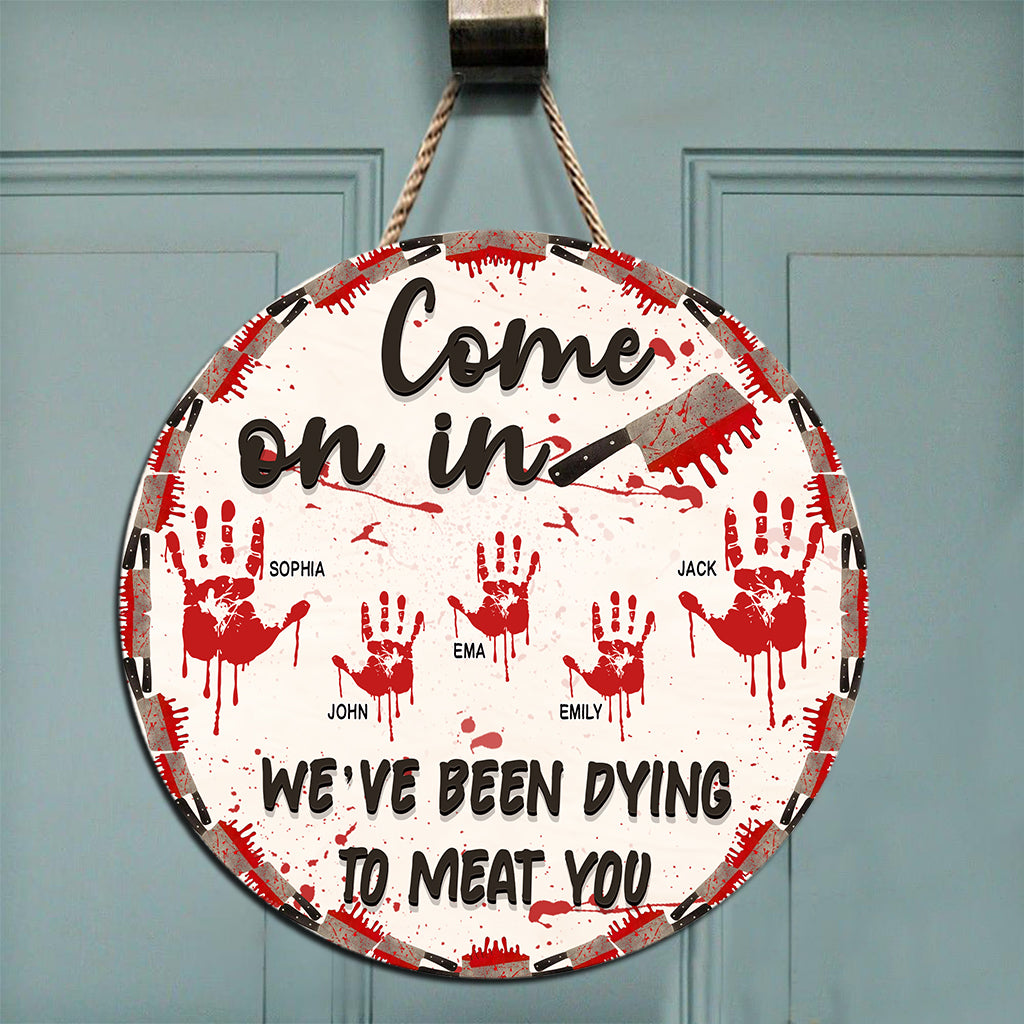 Come On In - Personalized Family Round Wood Sign