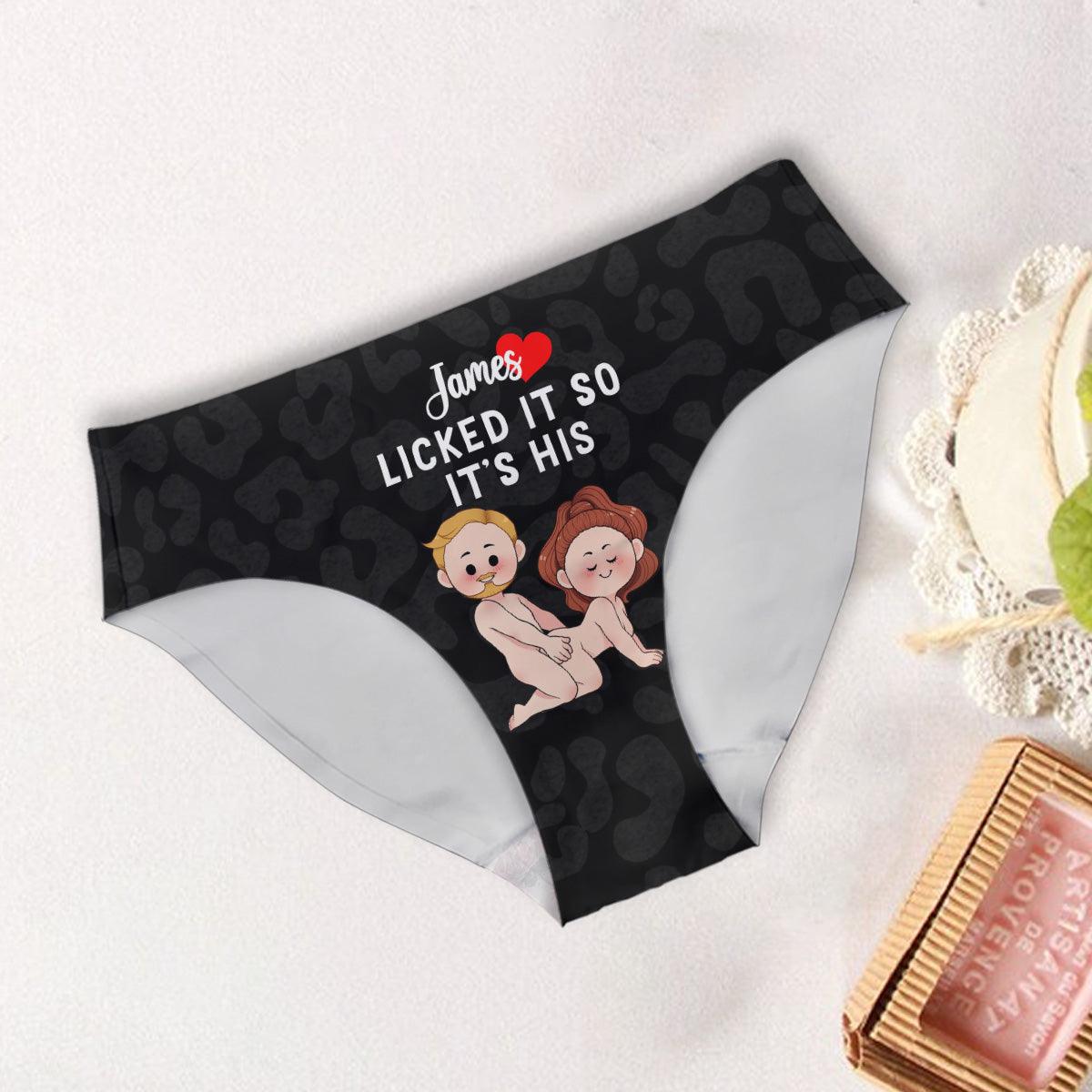 Elle l'a sucé, donc il est à elle ; il l'a léché, donc il est à lui – Culottes personnalisées pour couples (femme) et boxers pour hommes