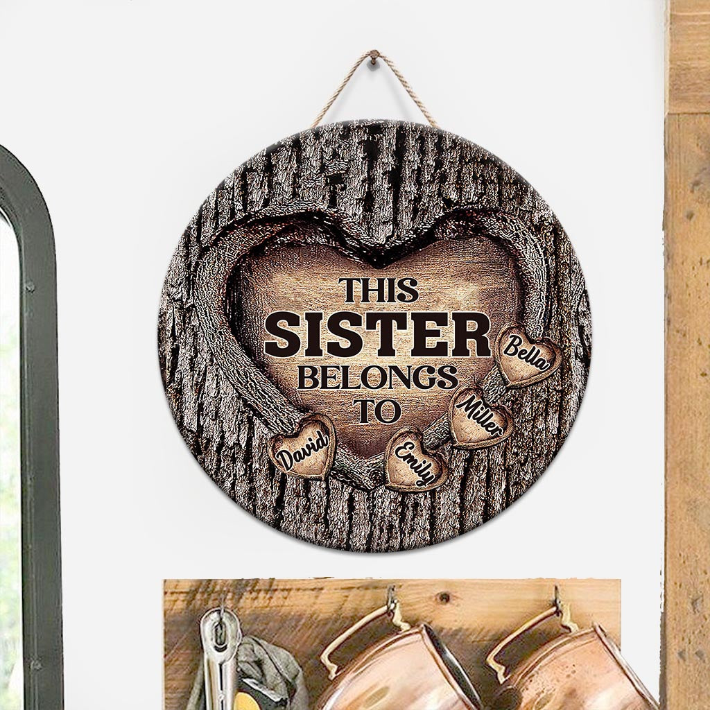 Dad's Heart - Gift for dad, grandma, grandpa, mom, uncle, aunt, brother, sister - Personalized Round Wood Sign