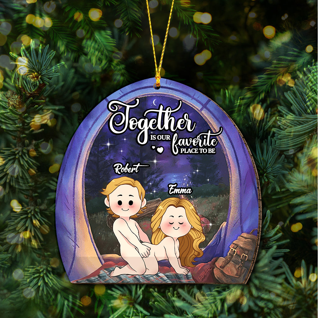 Être ensemble, c'est notre endroit préféré - Ornement de camping personnalisé