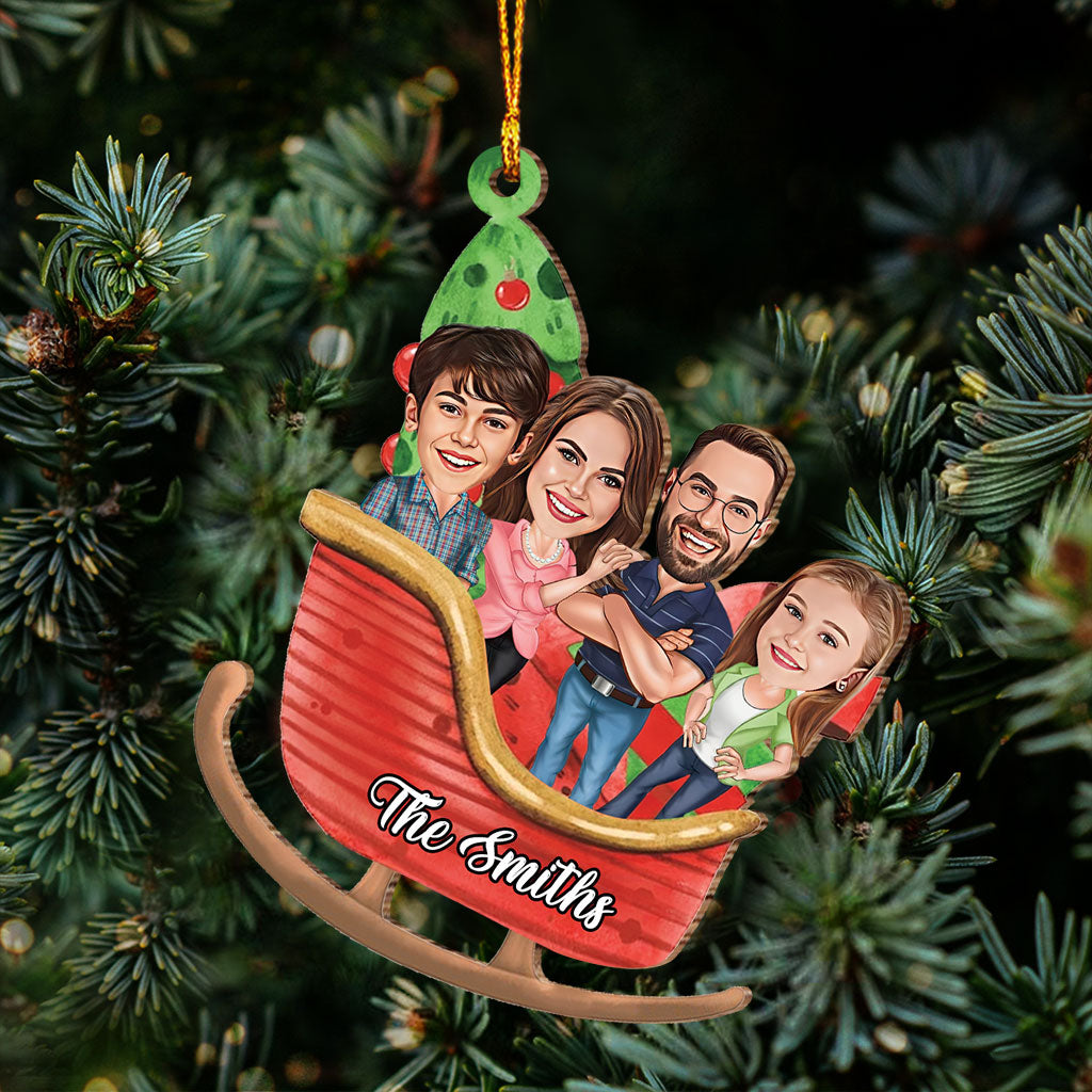 Fenêtre avec portrait caricatural de famille, de couple ou d'amis - Ornement familial personnalisé