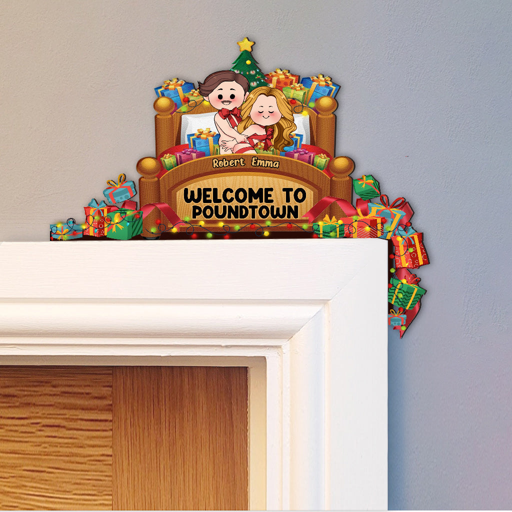 Bienvenue à Poundtown - Décoration personnalisée pour cadre de porte de couple