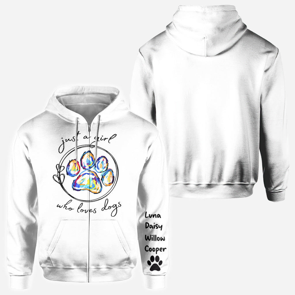 T-shirt personnalisé « Juste une fille qui aime les chiens » avec un motif de chien.