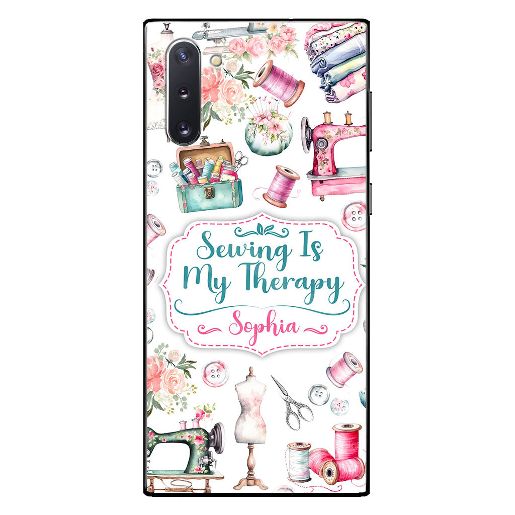 La couture, ma thérapie - Coque de téléphone personnalisée à la couture