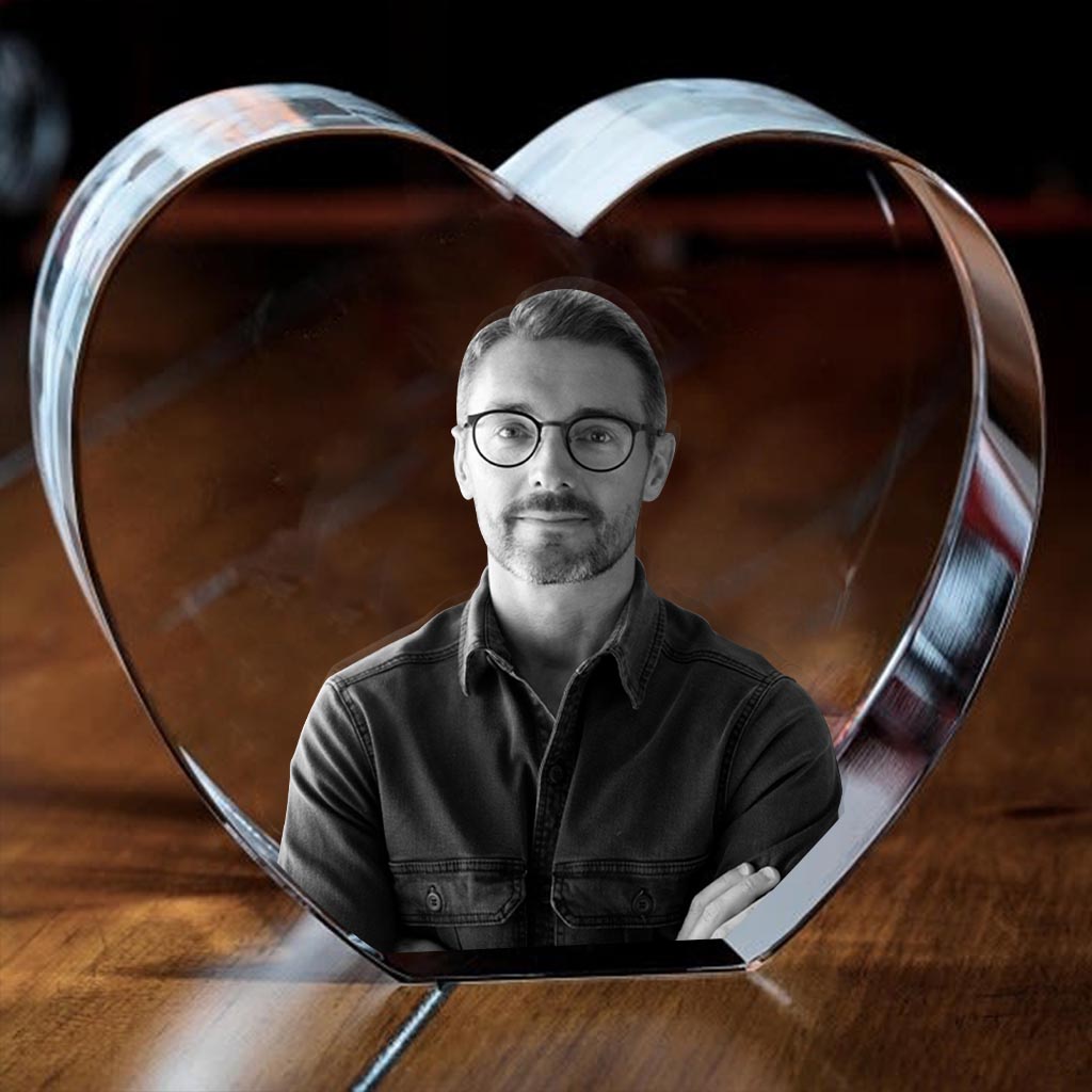 Lampe en cristal 3D en forme de cœur avec gravure laser personnalisée pour votre oncle