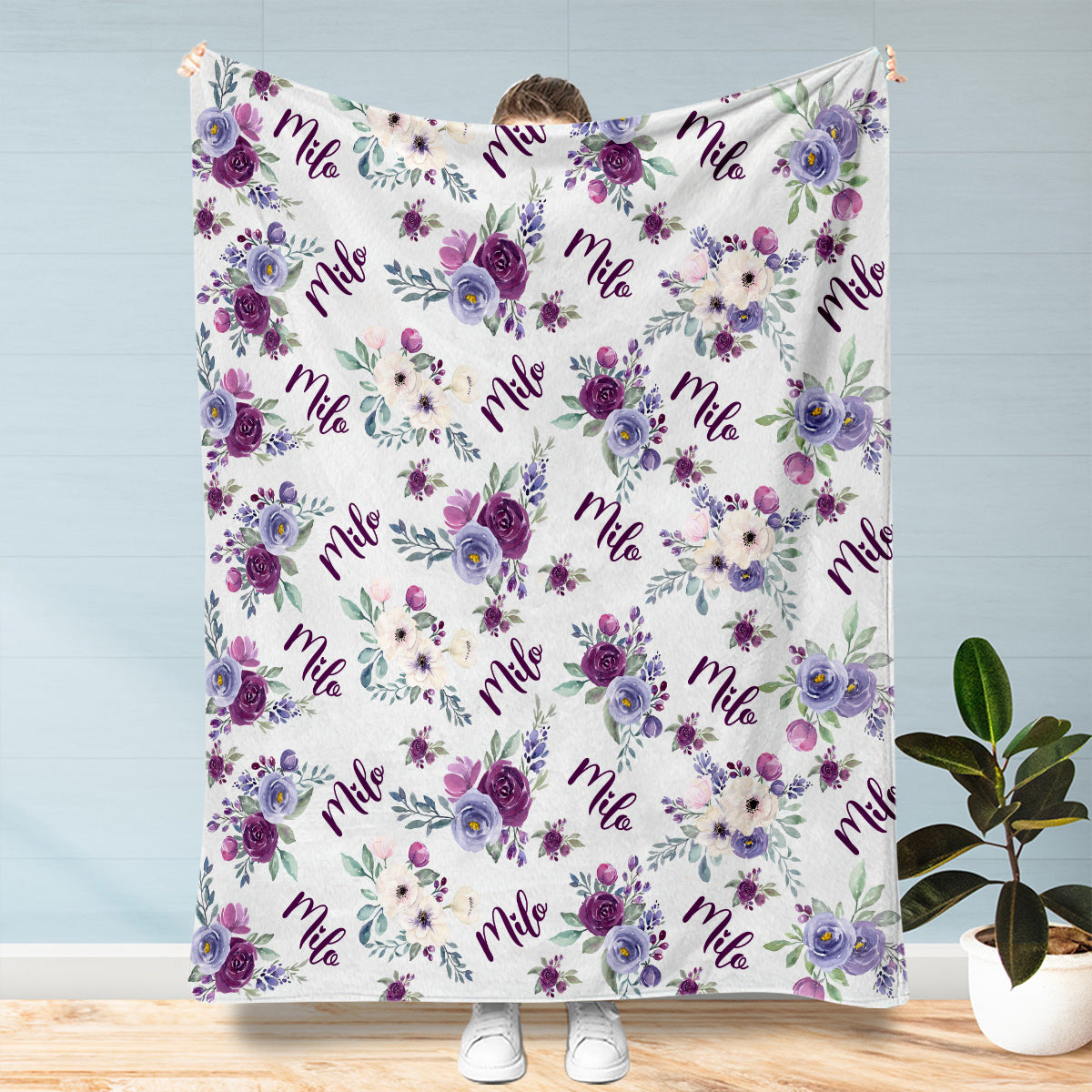Couverture personnalisée pour chat avec nom de chat et fleurs violettes