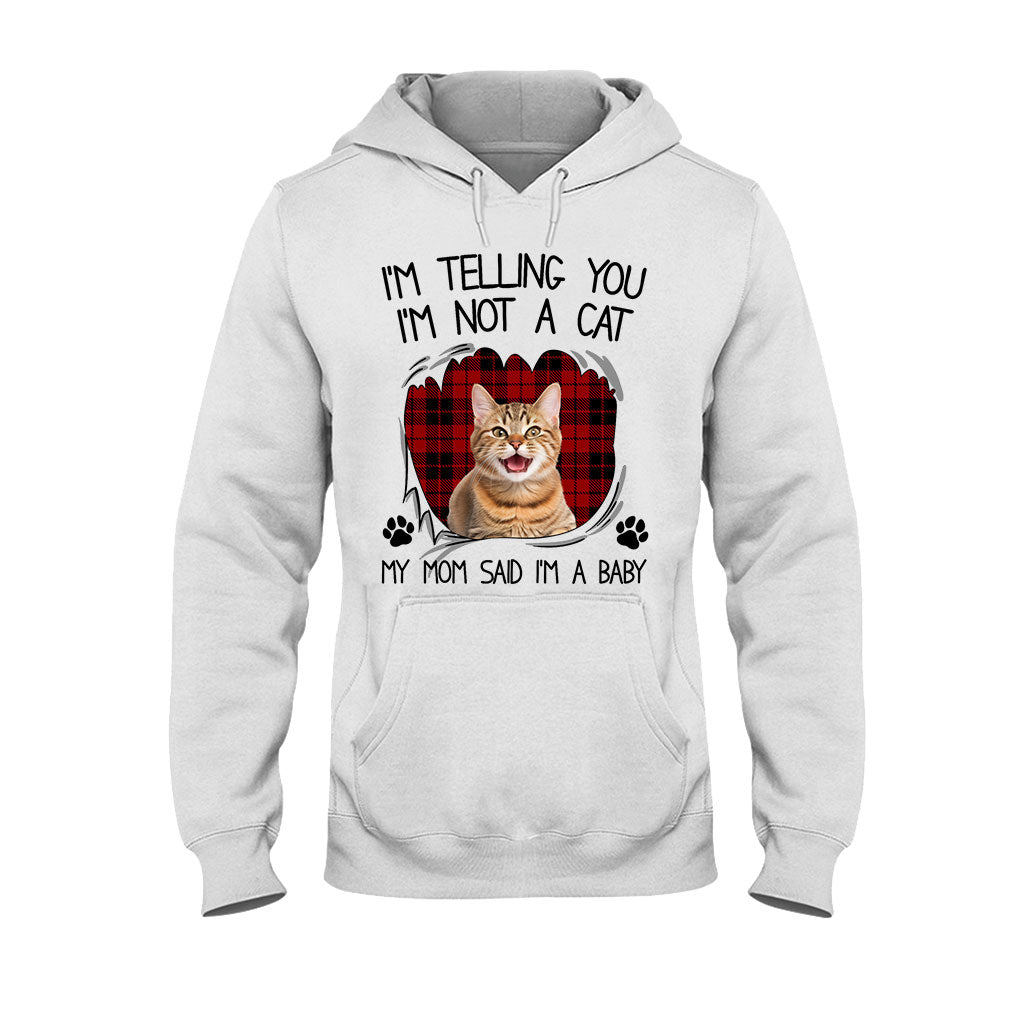 Ma mère dit que je suis un bébé - T-shirt et sweat à capuche personnalisés pour chat