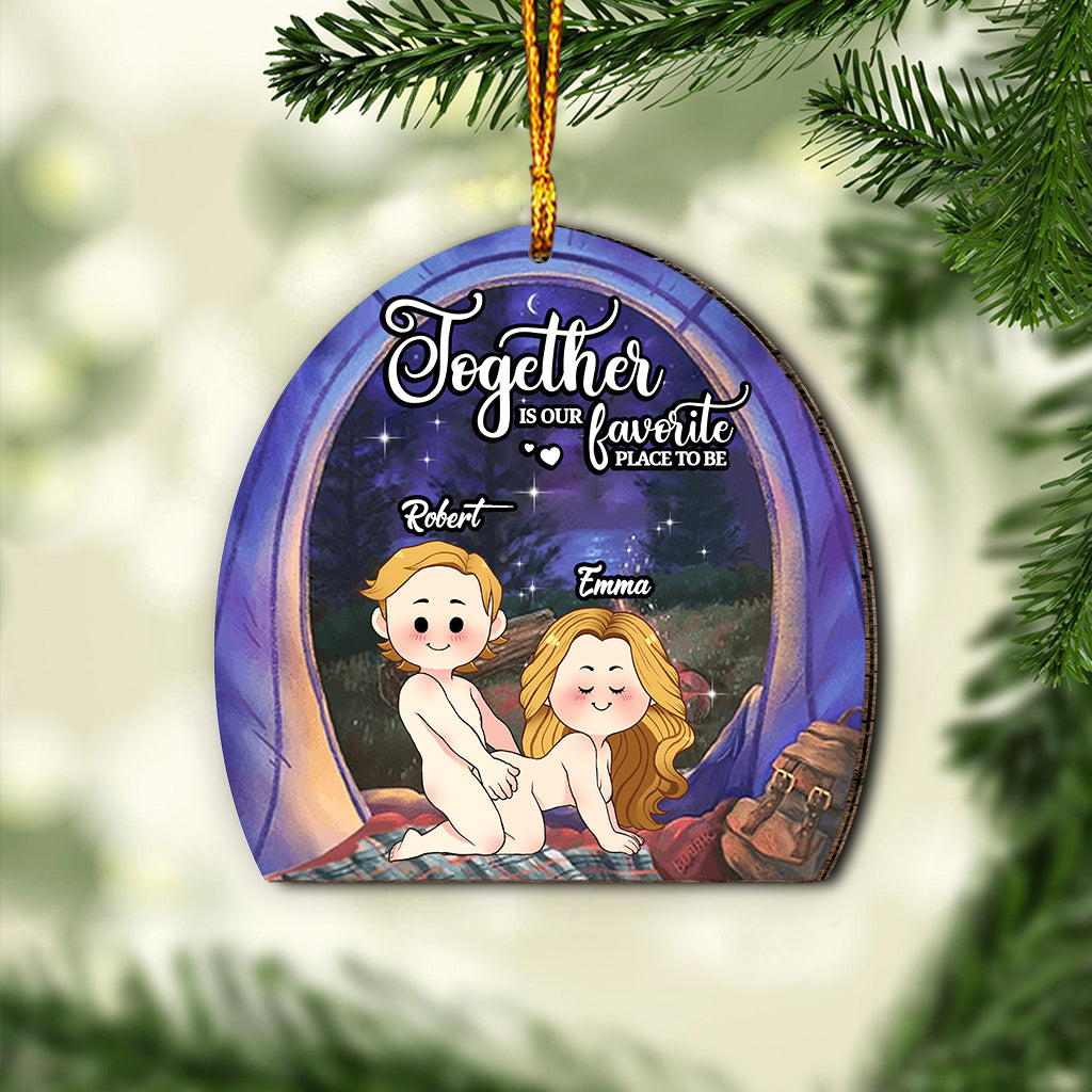 Être ensemble, c'est notre endroit préféré - Ornement de camping personnalisé