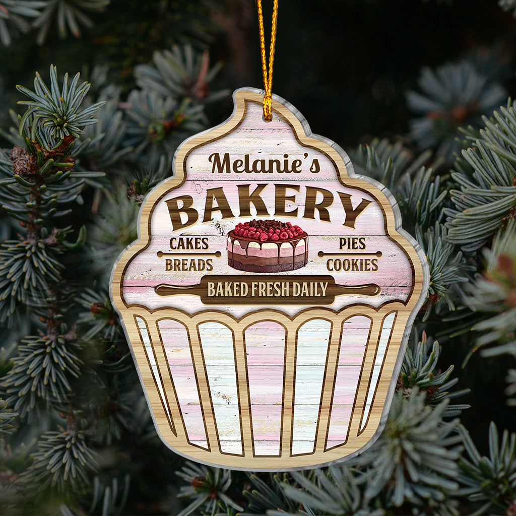 Une fille qui adore pâtisser - Ornement de pâtisserie personnalisé