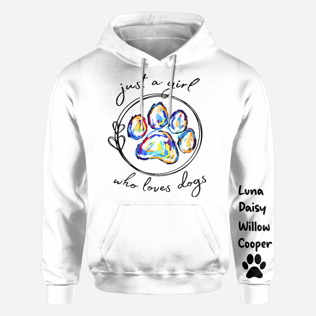 T-shirt personnalisé « Juste une fille qui aime les chiens » avec un motif de chien.