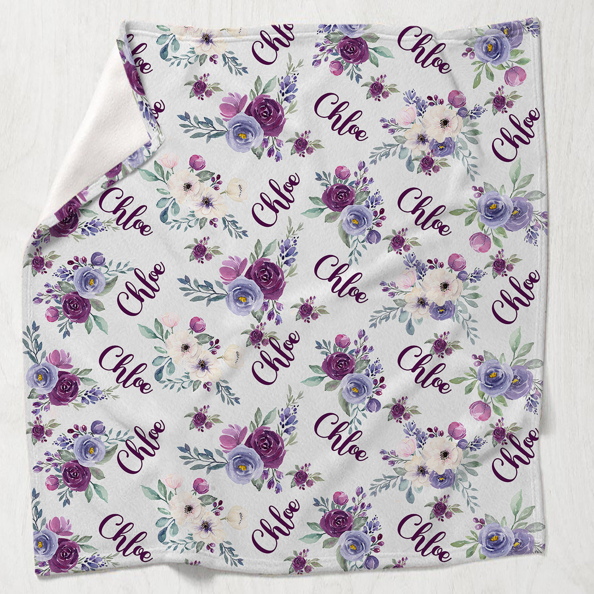 Couverture personnalisée pour chien avec nom de chien et fleurs violettes -