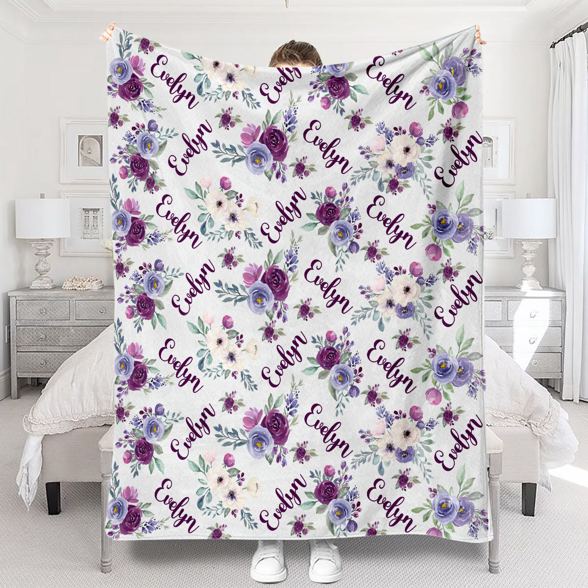 Couverture personnalisée pour fille avec nom et fleurs violettes