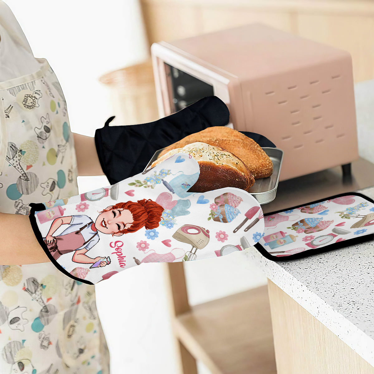 Une fille qui adore pâtisser - Ensemble de gants de cuisine et maniques personnalisés