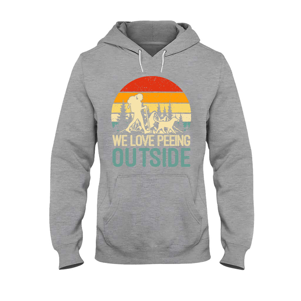 J'adore faire pipi dehors - T-shirt et sweat à capuche de randonnée personnalisés