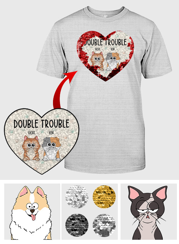 Double Trouble - Cadeau pour les amoureux des chiens - T-shirt à sequins personnalisé
