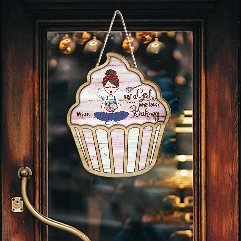 Une fille qui adore pâtisser - Panneau en bois personnalisé sur le thème de la pâtisserie