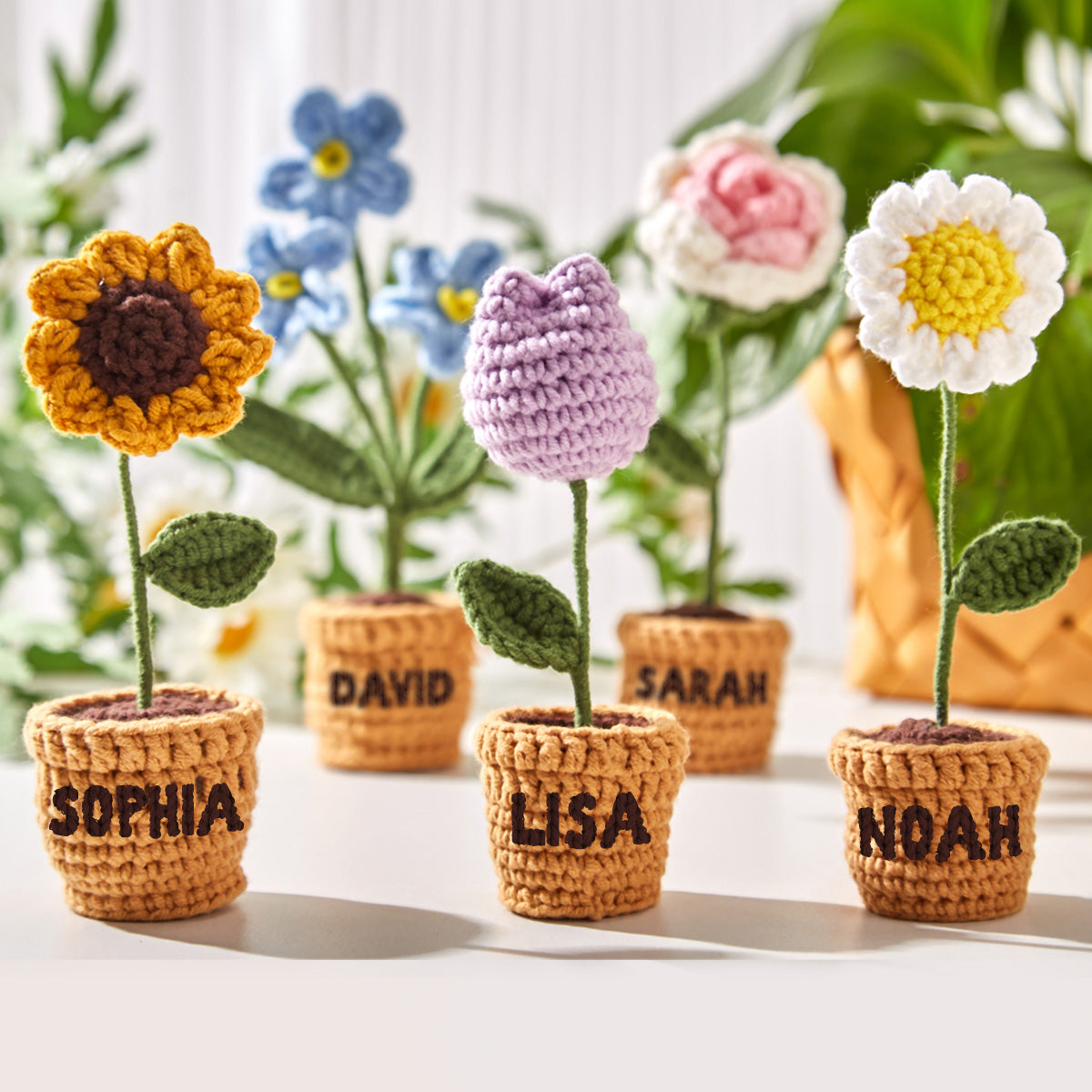 Fleurs au crochet du jardin de grand-mère - Poupée tricotée à la main personnalisée pour grand-mère