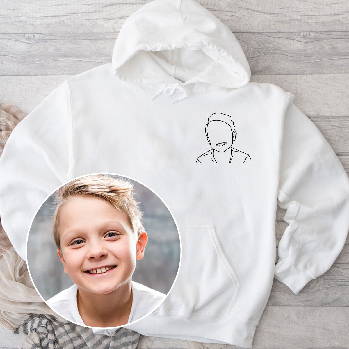 Sweat à capuche brodé personnalisé pour enfant - Illustration au trait